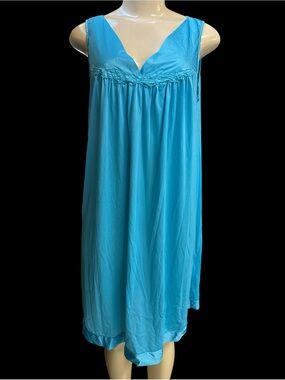 Vintage Vanity Fair Turquoise Nightgown